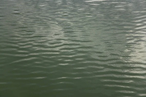 Sfondo Del Fiume Con Piccole Onde — Foto Stock