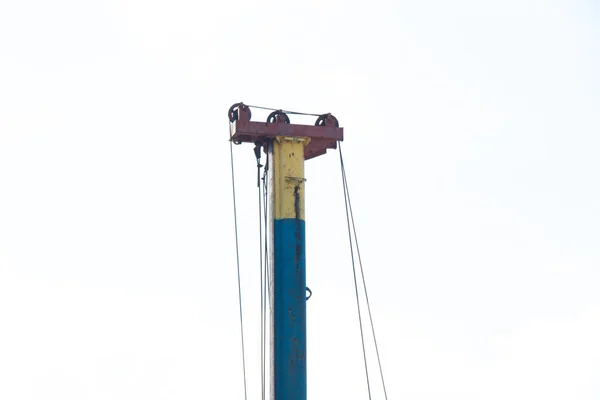 Crane Clogs Piles Building House Afternoon Street — Stock Photo, Image