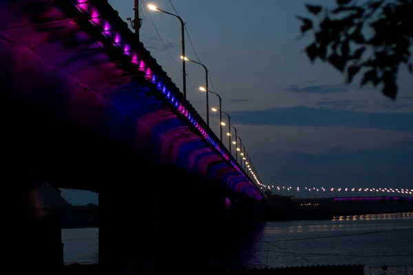Régi Híd Este Háttérvilágítással Dnyeper Városában — Stock Fotó
