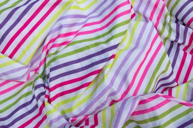 çok renkli çizgili kumaş arkaplan olarak buruşmuş