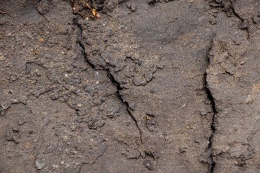 Arka plan olarak siyah reçine kağıdını çatlattı