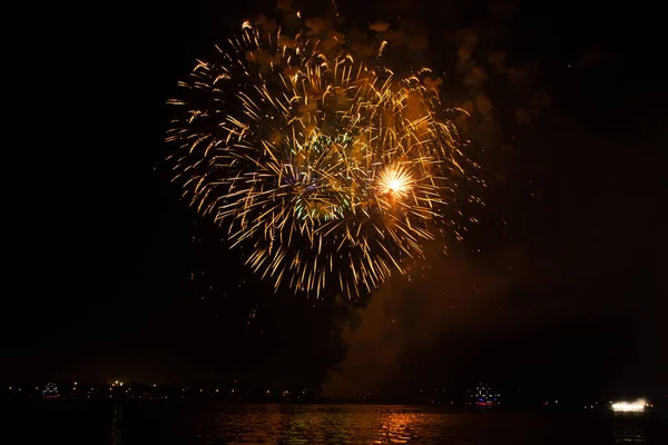 Feuerwerk Der Stadt Dnipro Der Ukraine Der Nacht Auf Den — Stockfoto