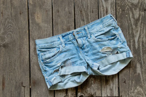 Shorts Pour Femmes Sur Fond Brun Rustique Vêtements Pour Femmes — Photo