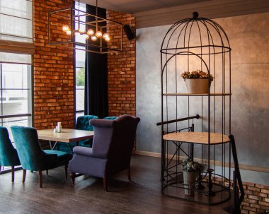 Loft tarzında restoranın iç parçası