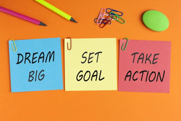 Dream Big Set Goal Passez Action Écrit Sur Des Notes — Photo