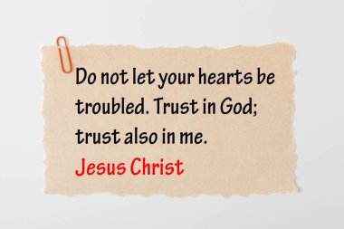 Tanrı İsa'ya güven. Kutsal İncil.