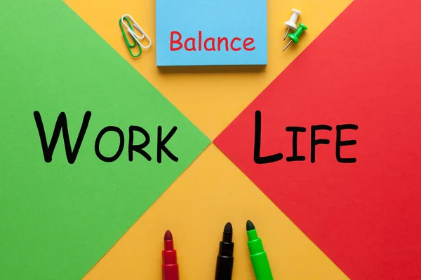 Hojas Color Rojo Verde Con Texto Work Life Balance Varios —  Fotos de Stock