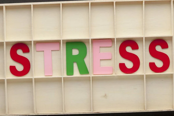 Stres, drewno, słowo — Zdjęcie stockowe