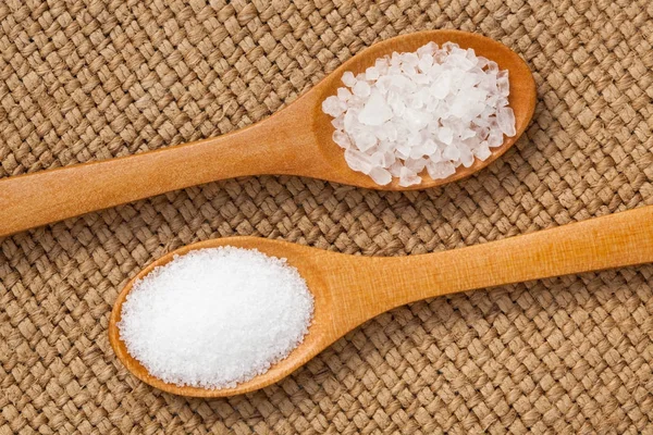 Twee soorten zout — Stockfoto