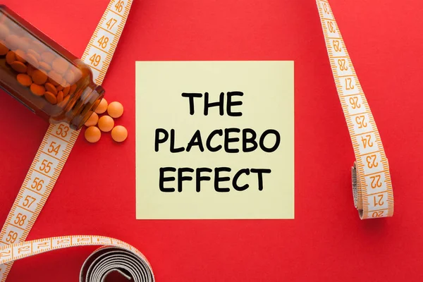 Placebo Effekt Skriven Notering Med Piller Och Måttband — Stockfoto