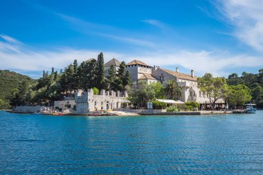Mljet parkında Benedictine manastırı, Hırvatistan