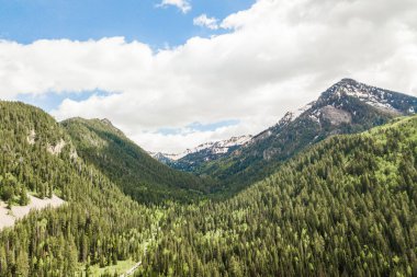 Snow capped peaks of Uintah national forest