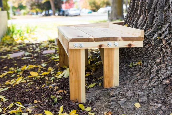 Cedar Wood Circular Tree Bench Outdoor Woodwork Project — Stock Photo, Image