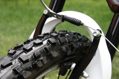 Bisiklet ön tekerlek fren balataları 