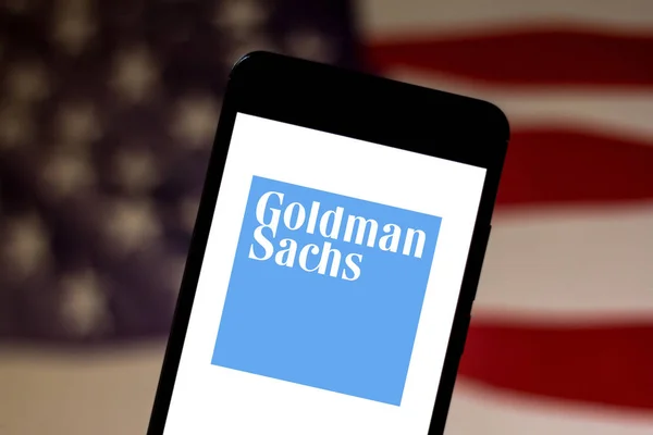 16 mai 2019, Brésil. Dans cette illustration photo, le logo Goldman Sachs Group est affiché sur un smartphone. — Photo