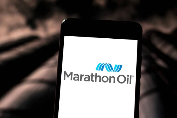 16. maj 2019, Brasilien. På dette billede illustration Marathon Oil Corporation logoet vises på en smartphone - Stock-foto
