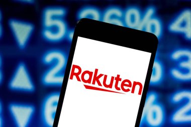 17 Mayıs 2019, Brezilya. Bu fotoğraf illüstrasyonda Rakuten logosu bir akıllı telefonda görüntülenir.