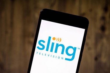 21 Mayıs 2019, Brezilya. Bu fotoğraf illüstrasyonda Sling Television logosu bir akıllı telefonda görüntülenir