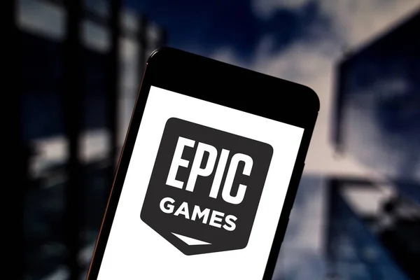 Május 23, 2019, Brazília. Ezen a képen látható az Epic Games logó jelenik meg a smartphone — Stock Fotó