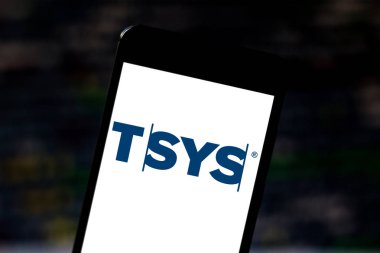 28 Mayıs 2019, Brezilya. Bu fotoğraf illüstrasyonunda Toplam Sistem Hizmetleri (Tsys) logosu bir akıllı telefonda görüntülenir