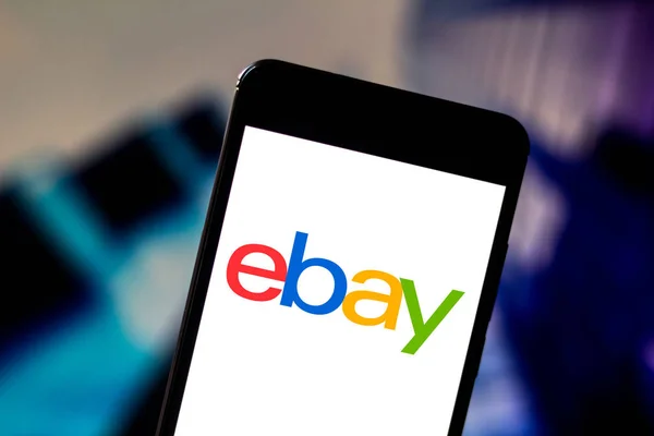 29 de mayo de 2019, Brasil. En esta ilustración fotográfica el logotipo de eBay se exhibe en un teléfono inteligente —  Fotos de Stock