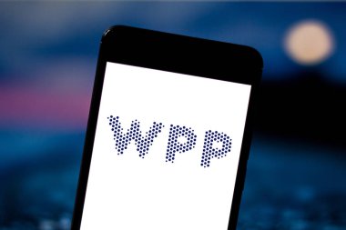 29 Mayıs 2019, Brezilya. Bu fotoğraf illüstrasyonunda Wpp Group logosu bir akıllı telefonda görüntülenir