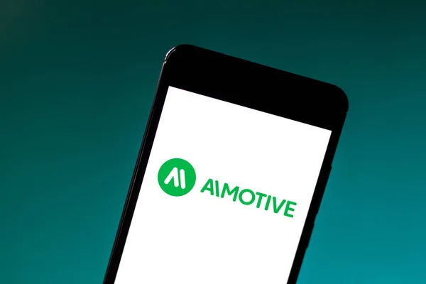 Mayıs 2019 Brezilya Fotoğraf Illüstrasyonunda Aimotive Logosu Bir Akıllı Telefonda — Stok fotoğraf