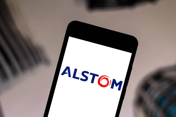 1. Juni 2019, Brasilien. in dieser Foto-Illustration wird das alstom-Logo auf einem Smartphone angezeigt. — Stockbild 1. Juni 2019, Brasilien. in dieser Foto-Illustration wird das alstom-Logo auf einem Smartphone angezeigt — Stockfoto