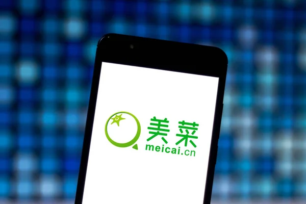 Június 5, 2019, Brazília. Ezen a képen illusztrálja a Meicai logó jelenik meg a smartphone — Stock Fotó