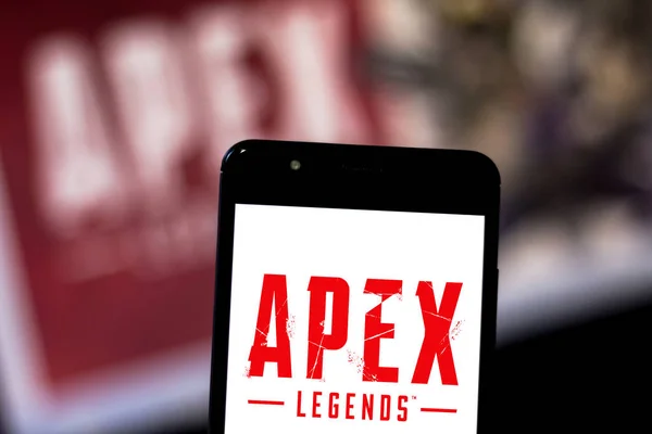 June 6, 2019, Brazil. In this photo illustration the Apex Legends logo is displayed on a smartphone — Stock Photo, Image