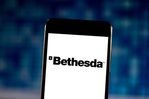 10. Juni 2019, Brasilien. in dieser Foto-Illustration wird das bethesda Softworks-Logo auf einem Smartphone angezeigt — Stockfoto