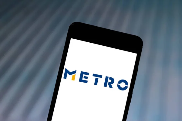 June 24, 2019, Brazil. In this photo illustration the Metro AG logo is displayed on a smartphone — Stock Photo, Image