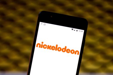 28 Haziran 2019, Brezilya. Bu fotoğraf illüstrasyonda Nickelodeon logosu bir akıllı telefonda görüntülenir
