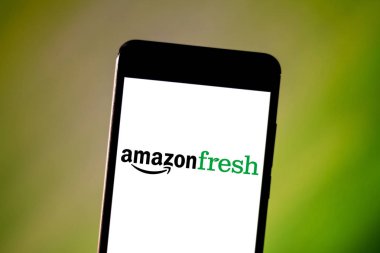 1 Temmuz 2019, Brezilya. Bu fotoğraf illüstrasyonamazonfresh logosu bir akıllı telefonda görüntülenir