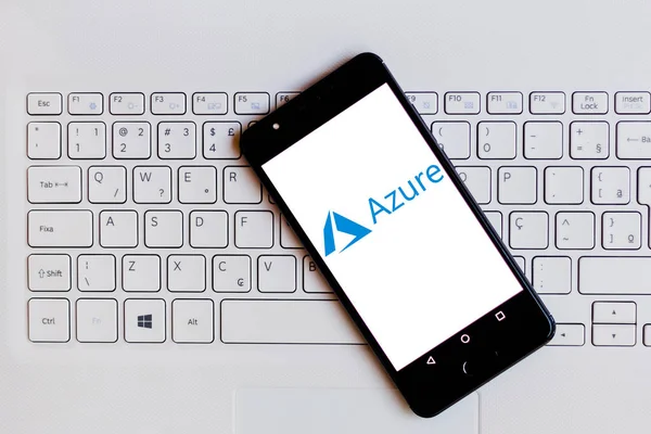 22 Temmuz 2019, Brezilya. Bu fotoğraf illüstrasyonunda Microsoft Azure logosu akıllı telefonda görüntülenir — Stok fotoğraf