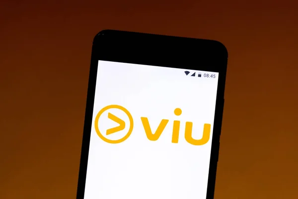 22 de julio de 2019, Brasil. En esta ilustración de la foto el logotipo de Viu se muestra en un teléfono inteligente — Foto de Stock