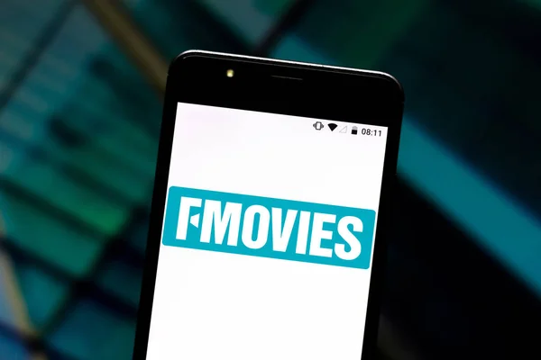 July 22, 2019, Brazil. In this photo illustration the FMovies logo is displayed on a smartphone — Stock Photo, Image