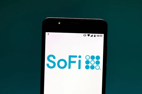30. července 2019, Brazílie. Na této fotografii je zobrazeno logo "Sofi", které se zobrazuje na smartphone — Stock fotografie