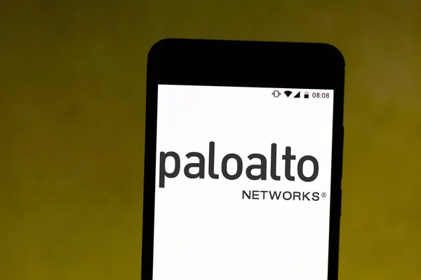 9 de agosto de 2019, Brasil. Nesta foto ilustração o logotipo da Palo Alto Networks é exibido em um smartphone — Fotografia de Stock