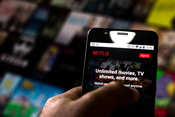 August 20, 2019, Brazil. In this photo illustration the Netflix logo is displayed on a smartphone — Stock Photo, Image