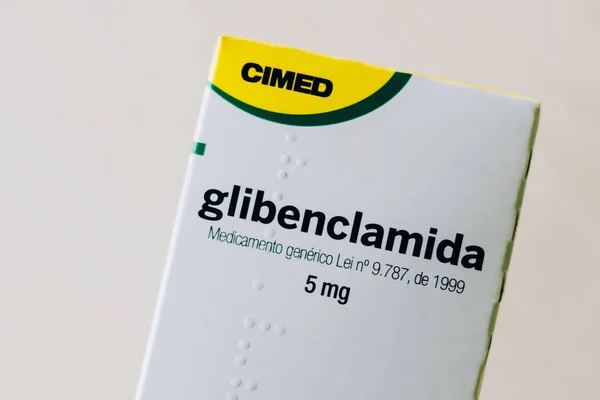 26 augustus 2019, Brazilië. In deze foto illustratie geneeskunde Glibenclamide (generieke) in de handel gebracht door Cimed farmaceutische industrie in Brazilië — Stockfoto