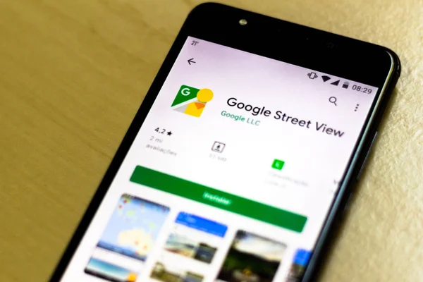 28 sierpnia 2019, Brazylia. Na tej ilustracji zdjęcie aplikacja Google Street View jest wyświetlana na smartfonie — Zdjęcie stockowe