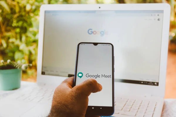 Червня 2020 Бразилія Цій Фотографії Логотип Google Meet Відображається Смартфоні — стокове фото