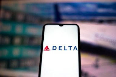 8 Haziran 2020, Brezilya. Bu resimde Delta Hava Hatları logosu akıllı telefondan gösteriliyor..