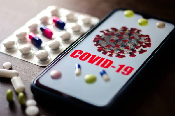 Ezen Képen Illusztráció Gyógyszerészeti Tabletták Láthatók Egy Asztalon Egy Covid — Stock Fotó