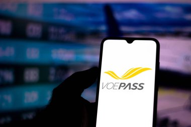 9 Temmuz 2020, Brezilya. Bu resimde Voepass Havayolları 'nın logosu akıllı telefondan gösteriliyor.