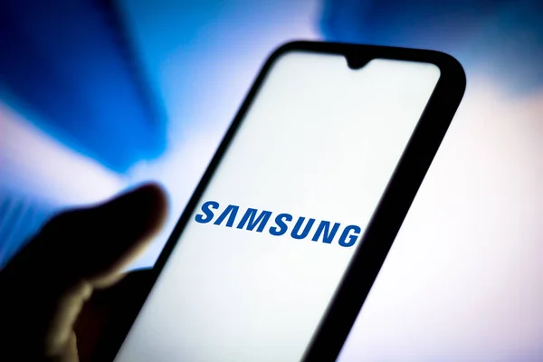 Ağustos 2020 Brezilya Resimde Samsung Logosu Akıllı Telefondan Gösteriliyor — Stok fotoğraf