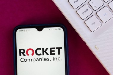 14 Ağustos 2020, Brezilya. Bu resimde Roket Şirketleri logosu akıllı bir telefondan gösteriliyor.