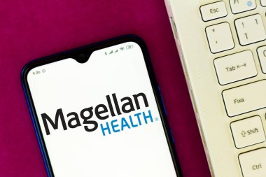 14 Ağustos 2020, Brezilya. Bu resimde Macellan Sağlık logosu akıllı telefondan gösteriliyor.