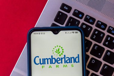 16 Ağustos 2020, Brezilya. Bu resimde Cumberland Farms logosu akıllı telefondan gösteriliyor.